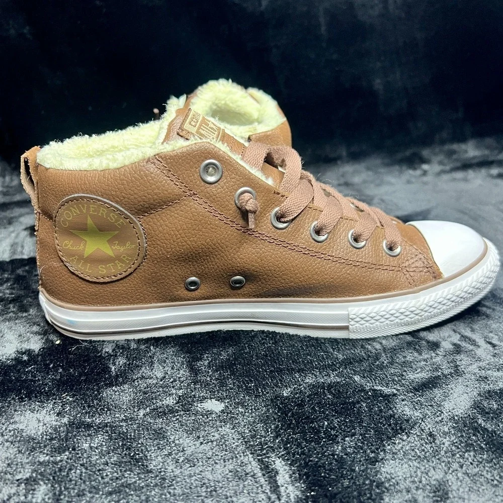 Converse Chuck Taylor All Star 640549C Kids Sneakers 6 Brown Leather Skate Shoes